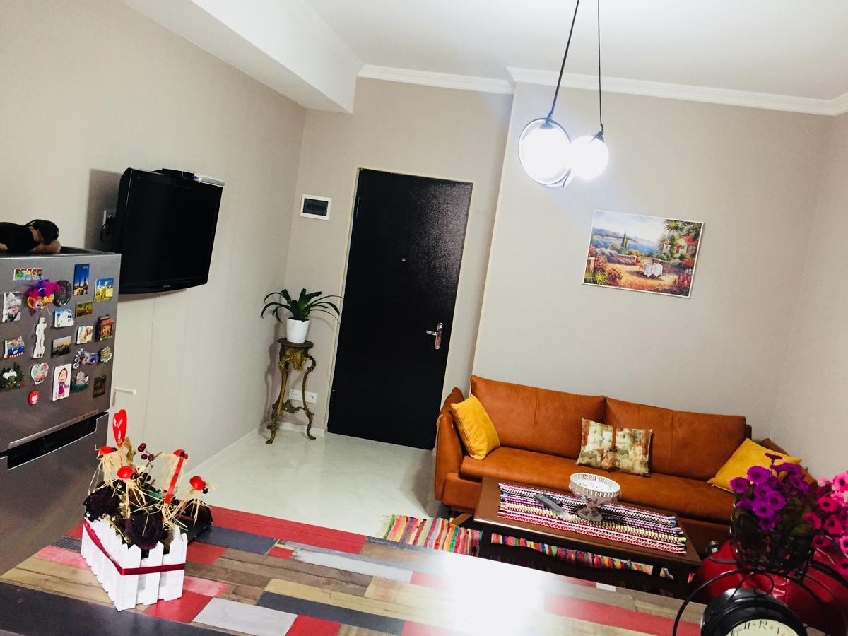 Chika Apartment Kutaisi Luaran gambar