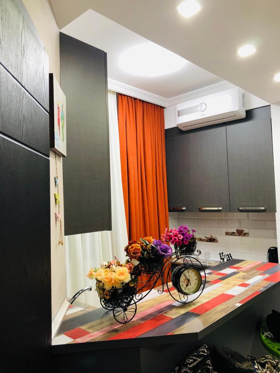Chika Apartment Kutaisi Luaran gambar